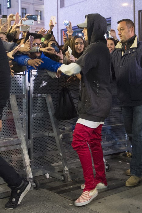 justin-bieber-tambien-se-nego-a-hacerse-fotos
