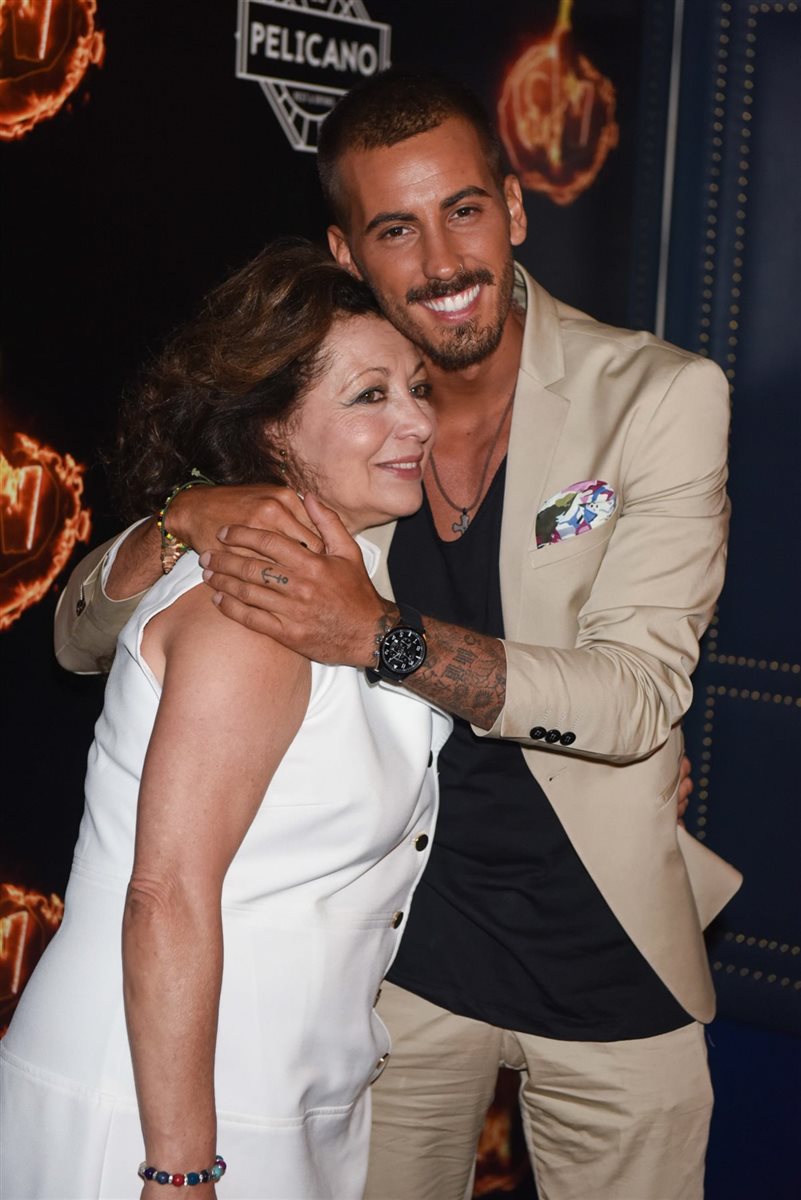 ivan-con-su-abuela
