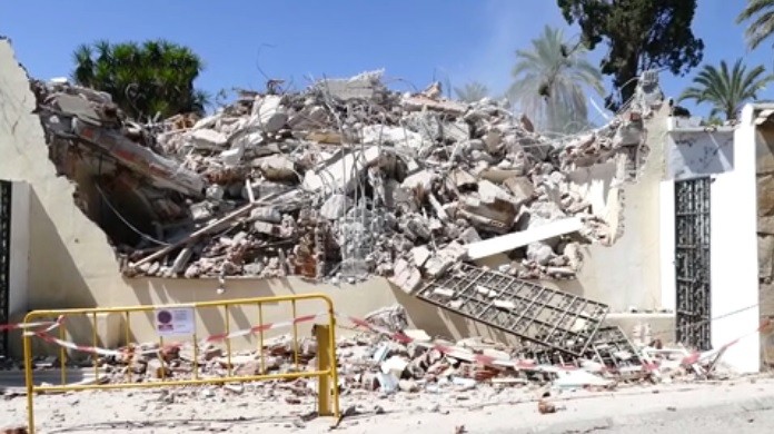 su-nido-de-amor-en-ruinas