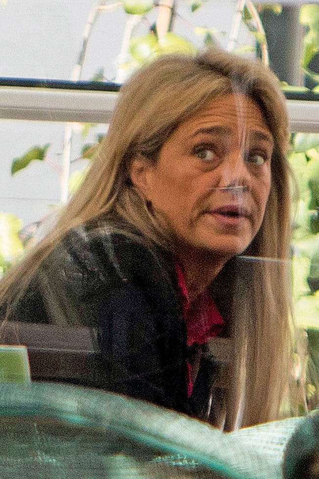 una-mujer-discreta