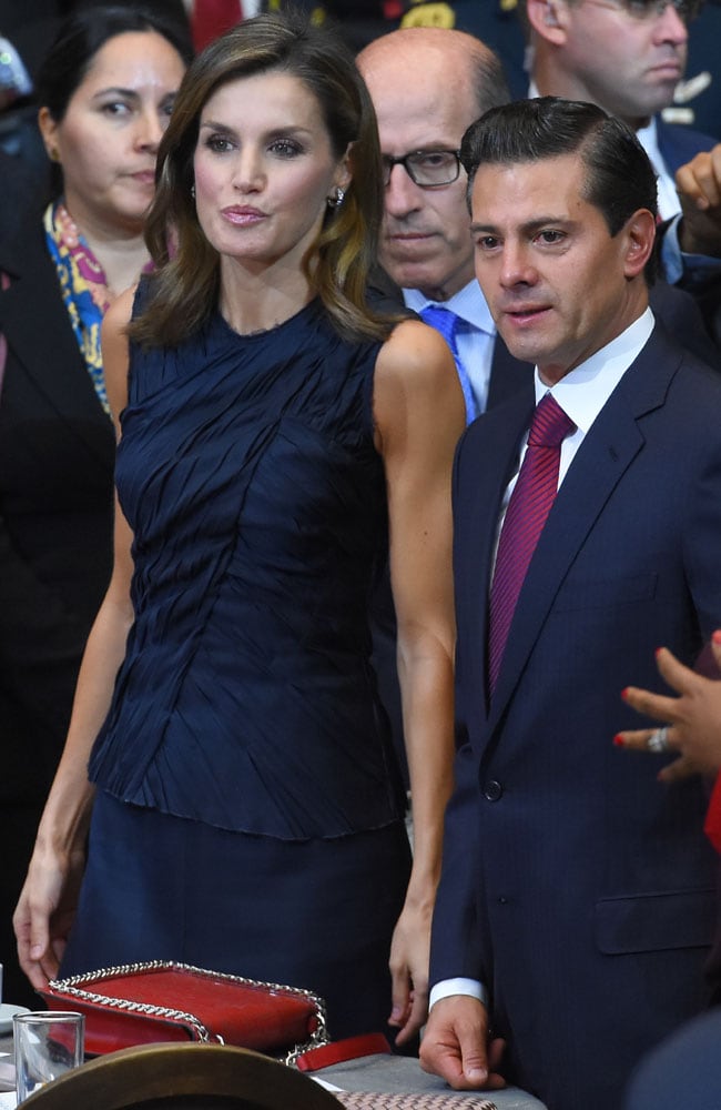 Letizia ejerce de "líder mundial" con glamour español