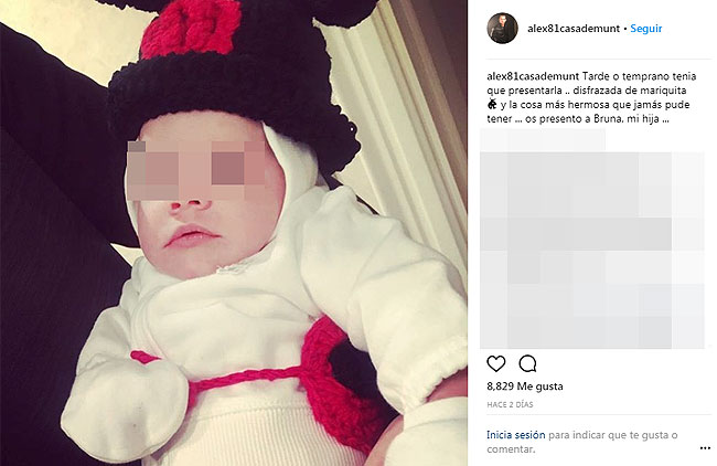 Álex Casademunt presenta a su primera hija en las redes sociales