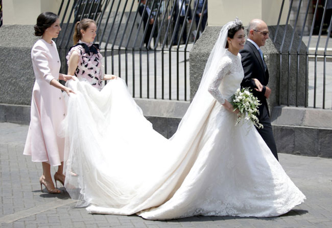 Todos los detalles del vestido de novia de Alessandra de Osma