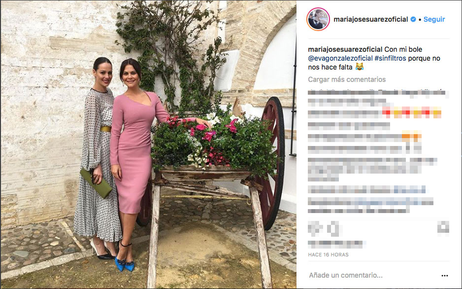 eva-gonzalez-y-maria-jose-suarez-posaron-muy-sonrientes