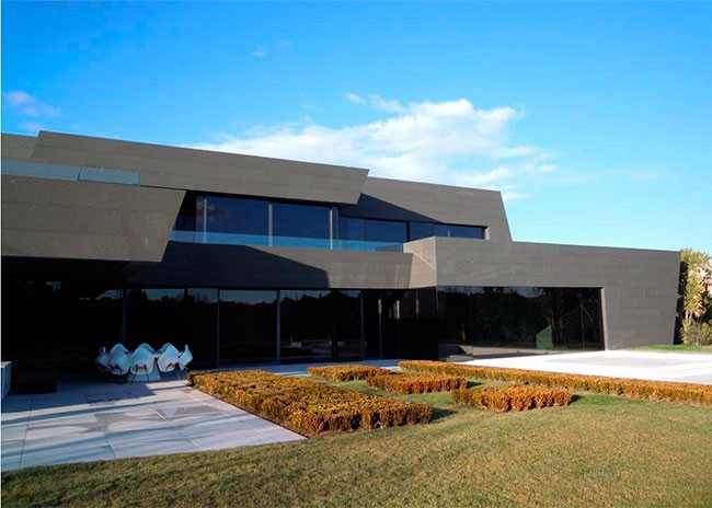 en-la-exclusiva-urbanizacion-la-finca