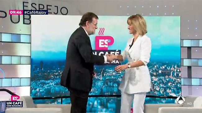 Mariano Rajoy felicita a hurtadillas a Susanna Griso (están los micros abiertos)