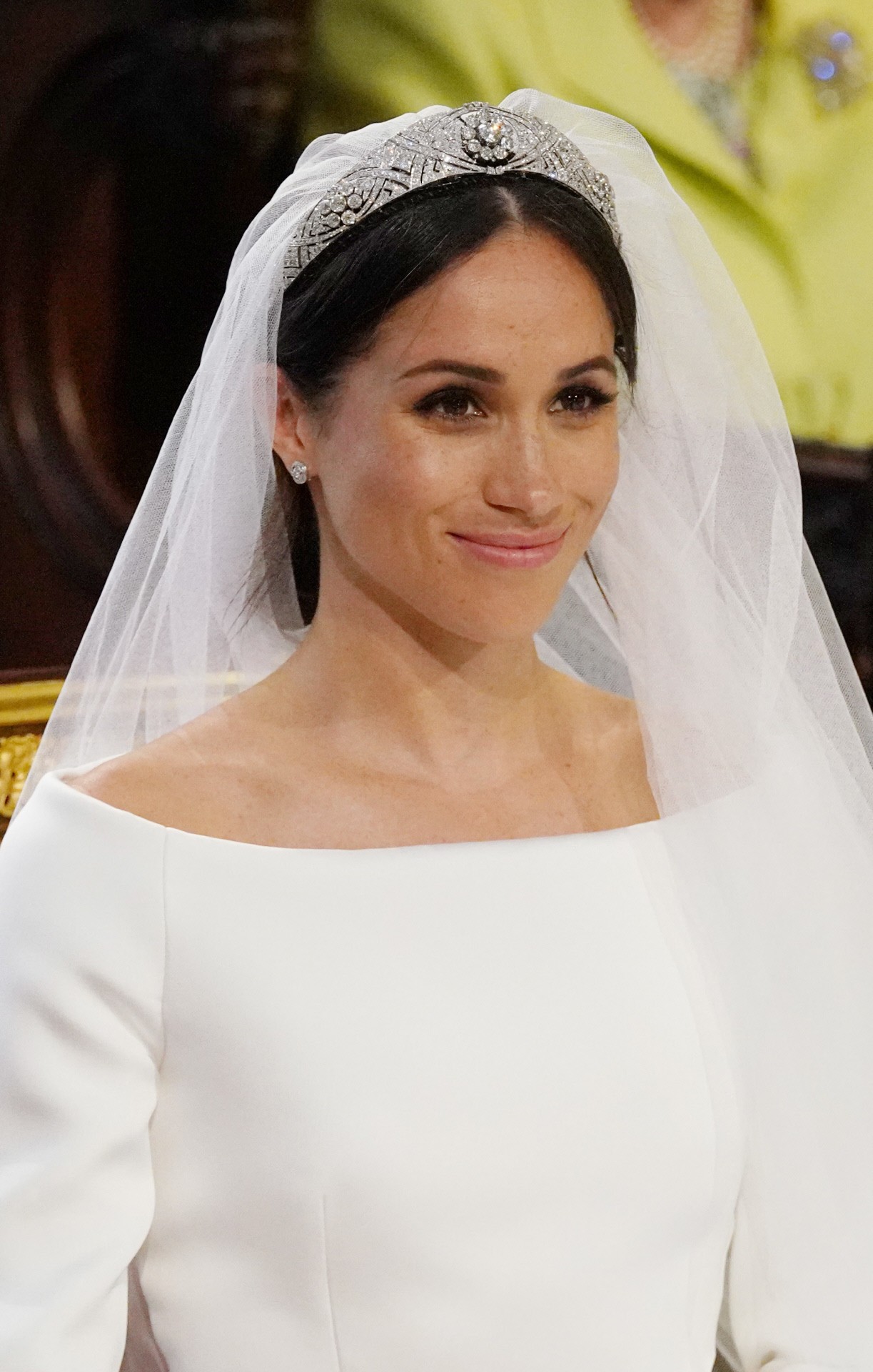 en-esta-imagen-se-puede-ver-bien-la-tiara-de-filigrana
