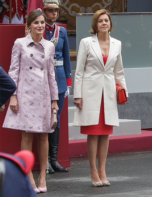 dona-letizia-y-la-ministra-de-defensa