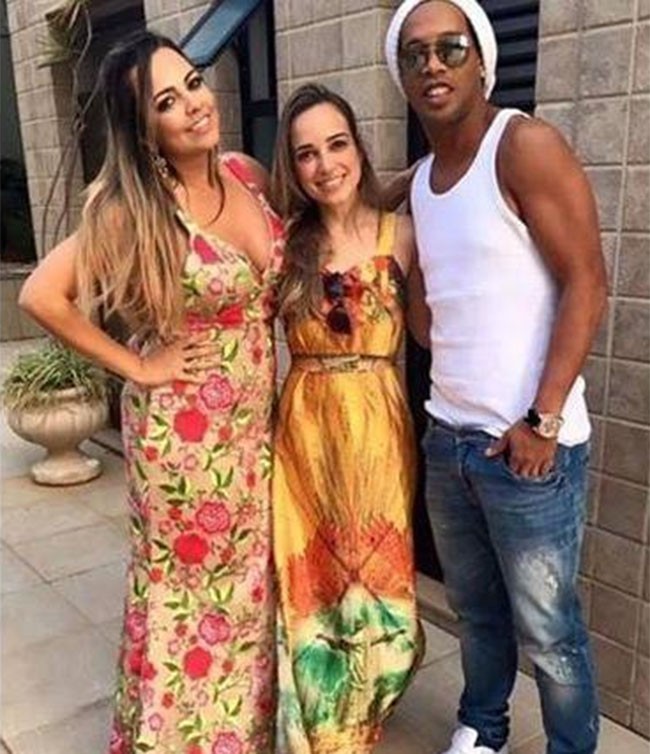 Ronaldinho desmiente su boda bígama: "Es la mayor mentira"