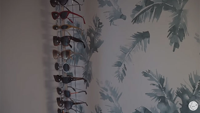 un-lugar-dedicado-a-sus-gafas-de-sol