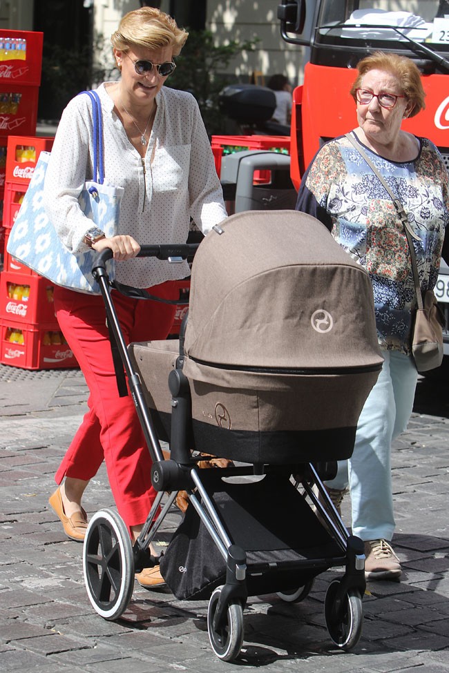 su-primer-paseo-con-su-hijo