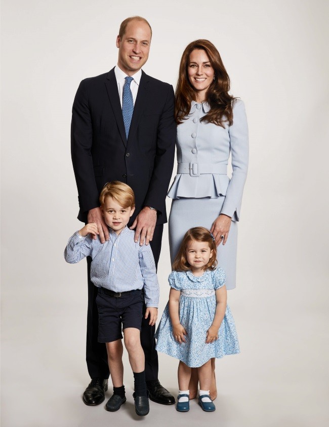 los-duques-de-cambrigde-forman-una-familia-con-el-nacimiento-del-principe-george-y-la-princesa-charlotte