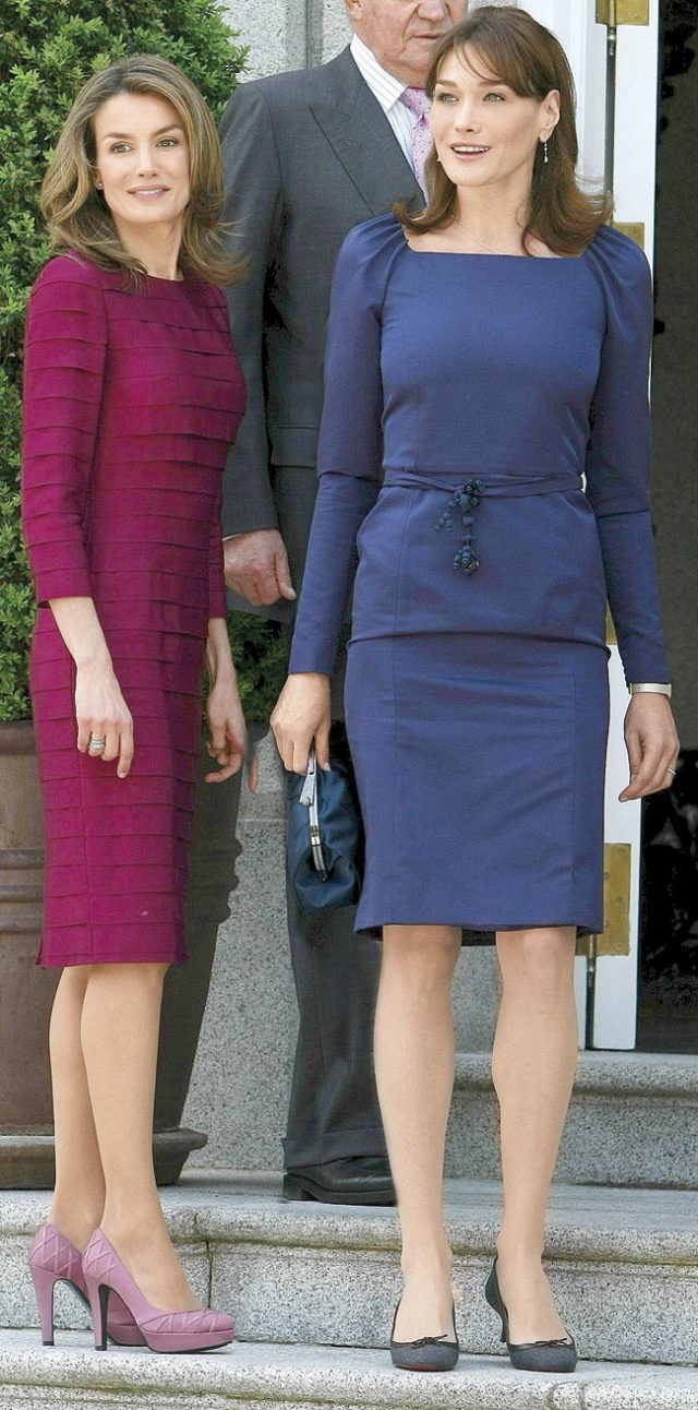 duelo-con-carla-bruni