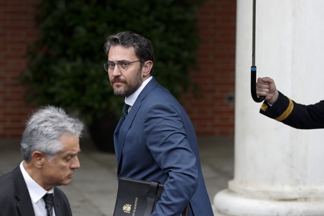 Tres polémicas, un fraude fiscal y una dimisión: así ha sido la semana como ministro de Máxim Huerta