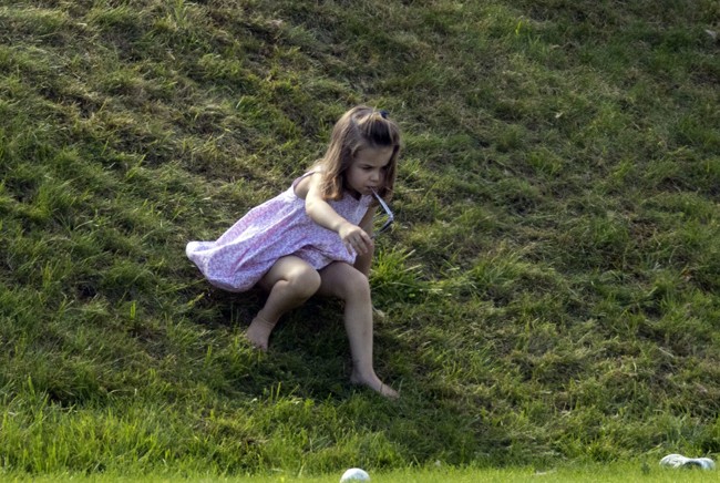 charlotte-una-aventurera-descalza-en-el-polo