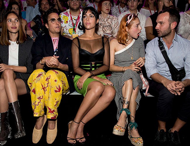 compartio-front-row-con-josie-y-miranda-makaroff