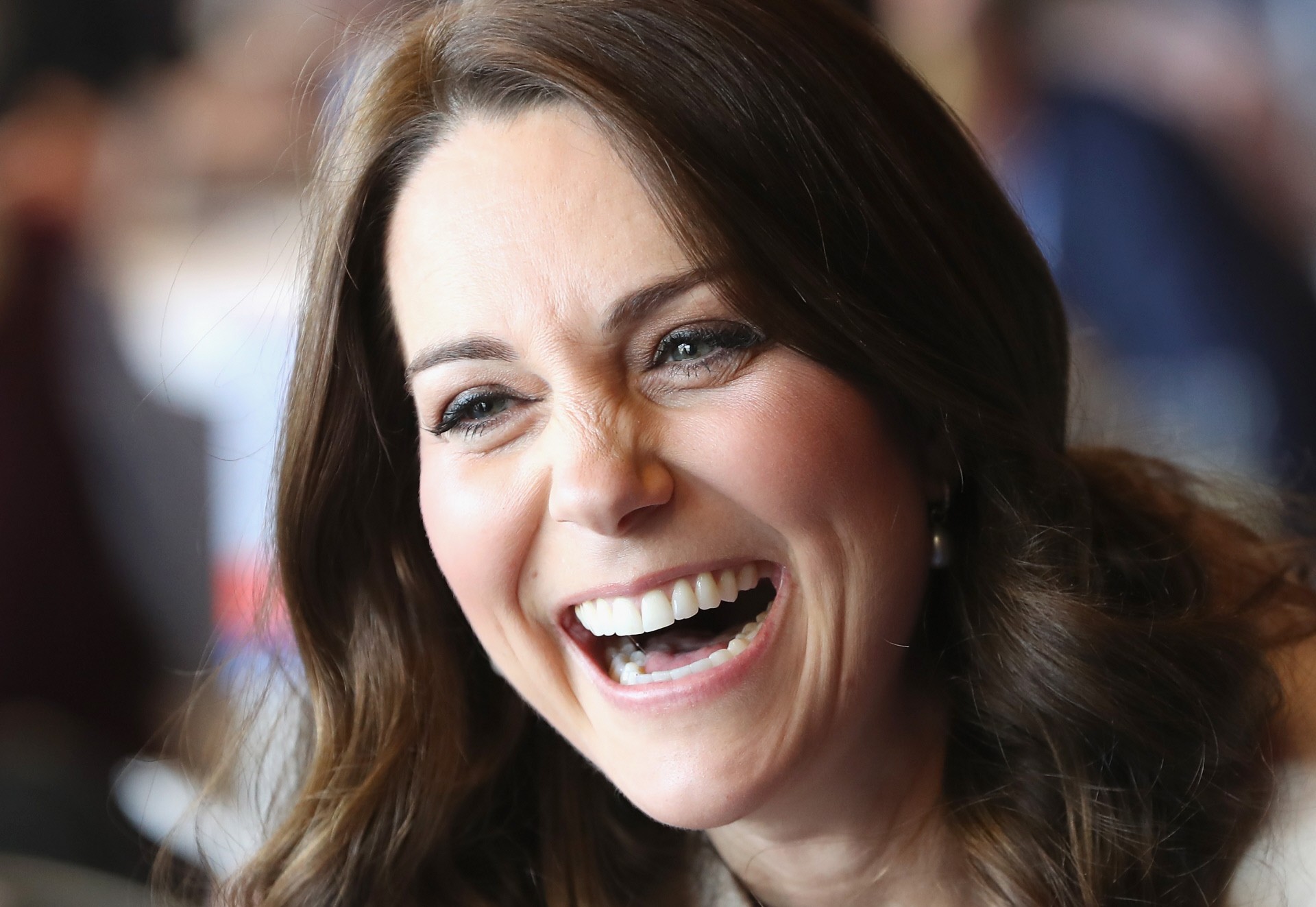 la-reina-ha-permitido-a-kate-que-agote-los-seis-meses-de-baja-y-permanezca-con-sus-hijos