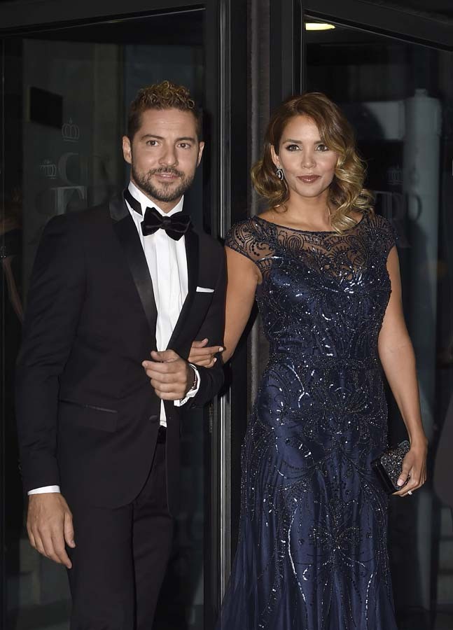 este-trabajo-hace-que-el-matrimonio-tenga-que-posponer-su-luna-de-miel