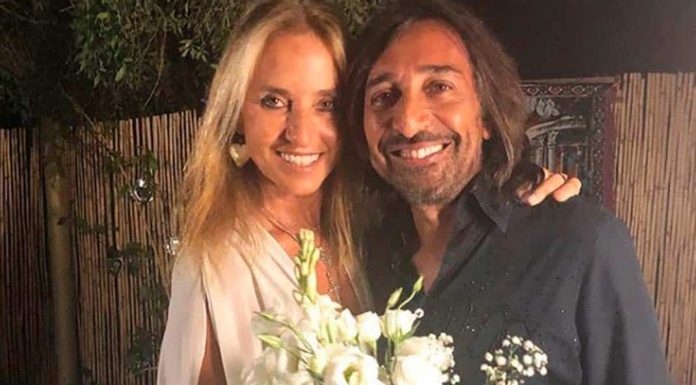 Antonio Carmona y Mariola Orellana celebran sus bodas de plata