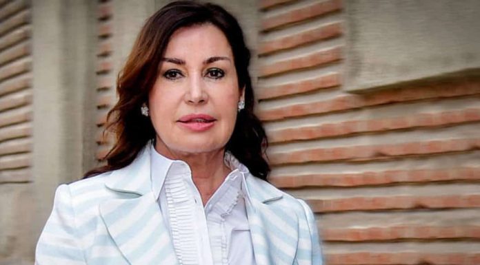 Carmen Martínez Bordiu ya es duquesa de Franco, tras pagar 2.600 euros