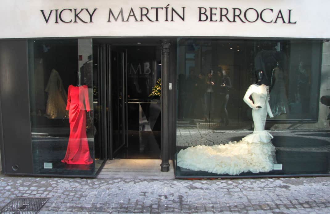 Vicky Martín Berrocal en su tienda de Sevilla