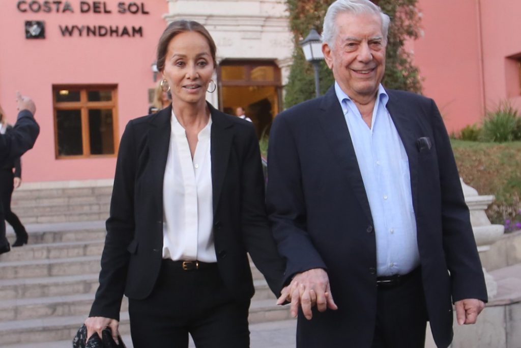 Isabel Preysler y Mario Vargas Llosa en Arequipa