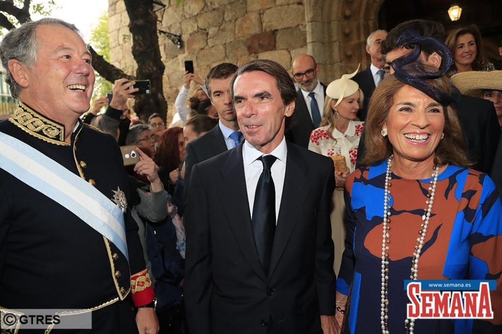 Jose Maria Michavila, Jose María Aznar and Ana Botella during the wedding of Irene Michavila and Ramon Llado in Candeleda on Saturday, 19 October 2019.