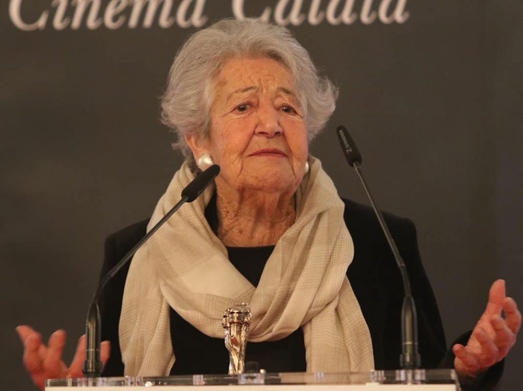 La actriz Asunción Balaguer durante la ceremonia de nombramiento de los miembros de honor de la Academia del cine Catalán en Barcelona 13/01/2016