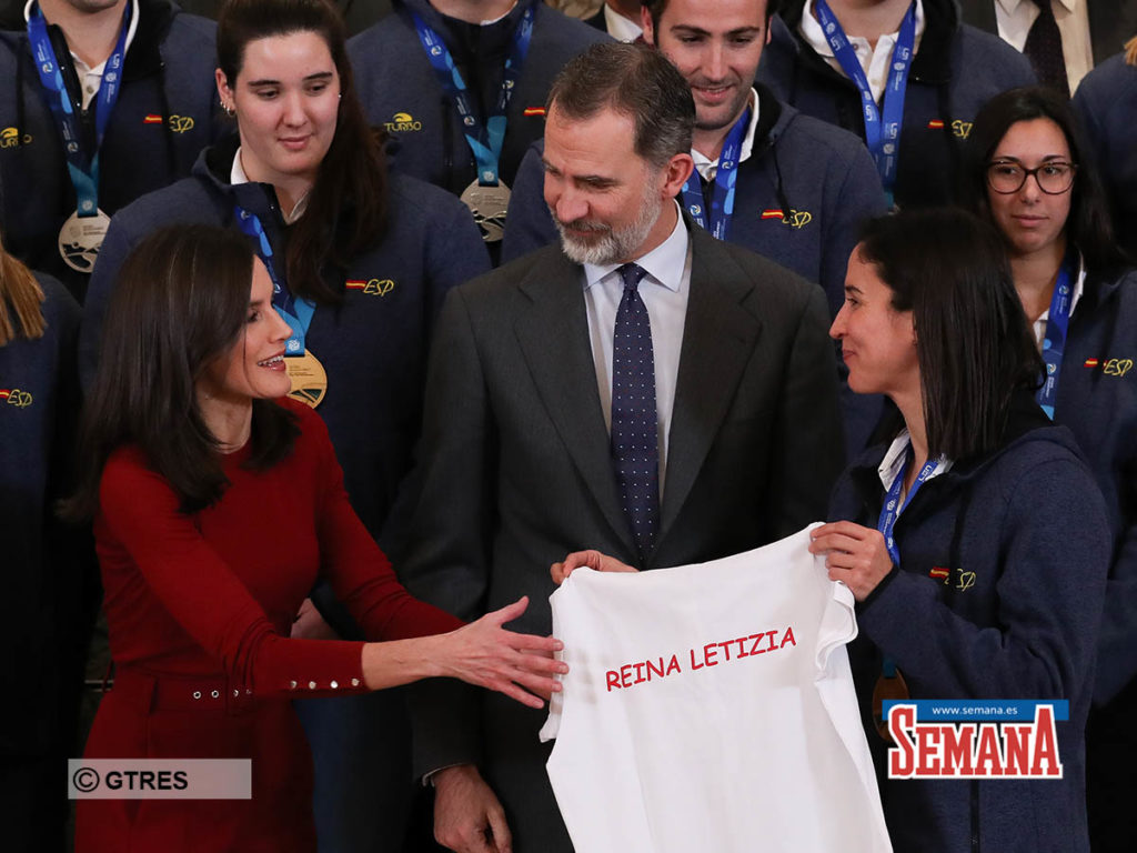 Spanish King Felipe VI and Queen Letizia Ortiz during an audience with Spanish Waterpolo at ZarzuelaPalace in Madrid on Friday, 31 January 2020.
