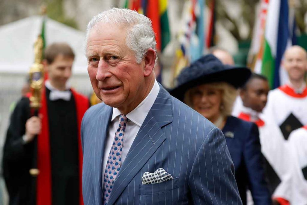 El príncipe Carlos recibió 1,2 millones de la familia Bin Laden: se repite el escándalo