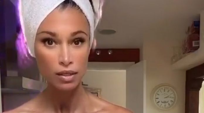 El vídeo de Sonia Ferrer fregando desnuda que se ha hecho viral