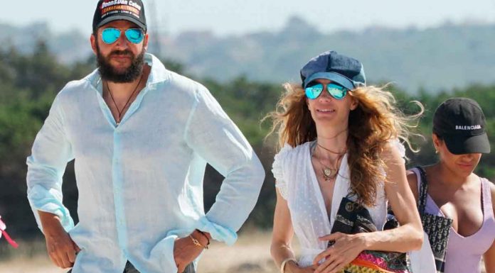 Blanca Cuesta y Borja Thyssen, vacaciones en Ibiza tras no acudir al funeral de su padre