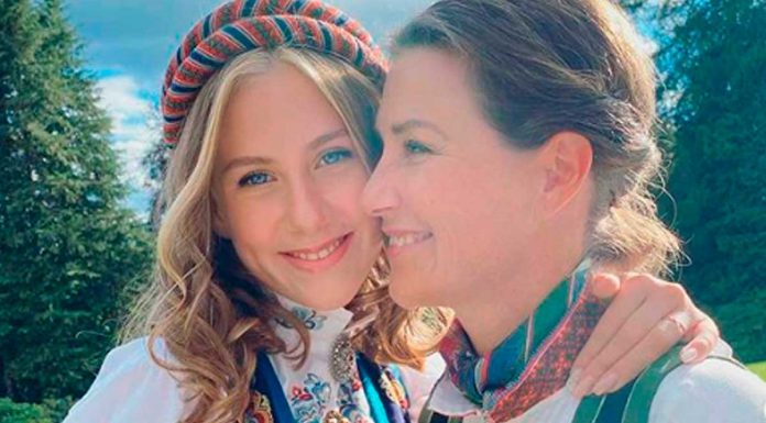 La hija 'influencer' de Marta Luisa de Noruega recibe su Confirmación