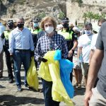 Queen Sophia during the campaign "1m2 for the beaches and seas" to commemorate the international day of beach cleaning in Malaga 09/19/2020