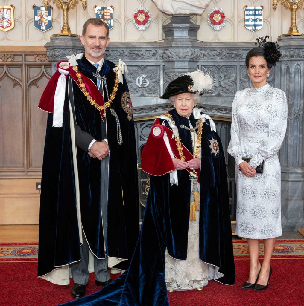 Letizia, con look de 'regente' en plena cuarentena del Rey