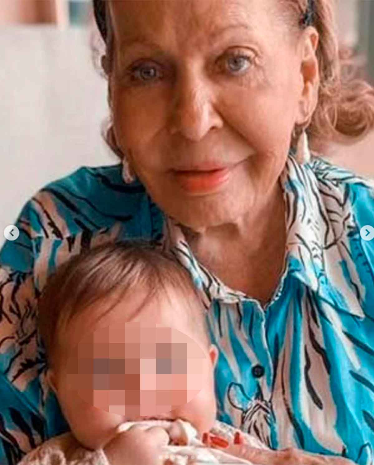 La reflexión de Elena Tablada sobre la conexión entre su hija y su abuela fallecida