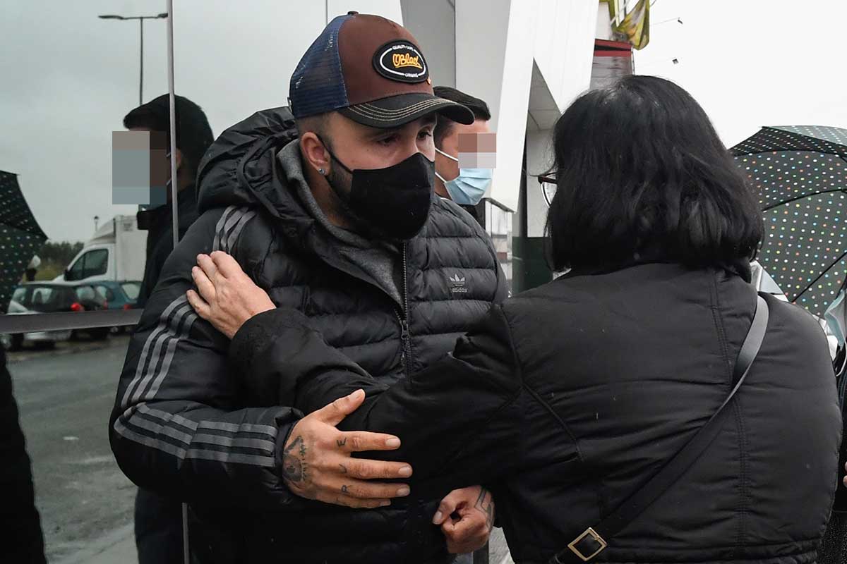 Kiko Rivera llega al tanatorio para arropar a su mujer, Irene Rosales