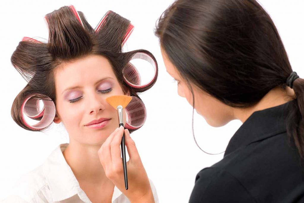 Cómo debes elegir la base de maquillaje según tu tono de piel