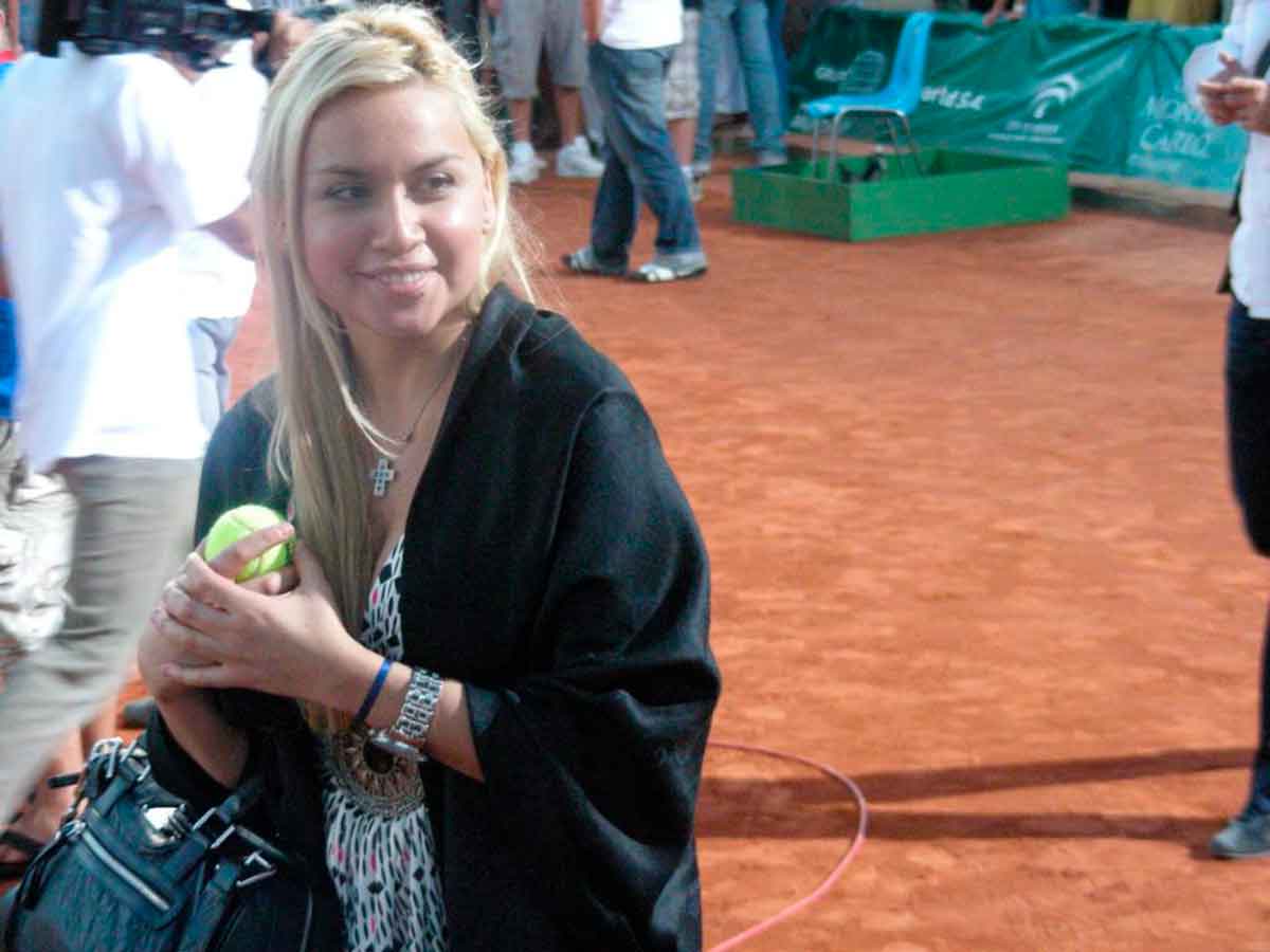 El día que Maradona le pidió matrimonio a Verónica Ojeda en Marbella con una pelota de tenis de Carlos Moyá