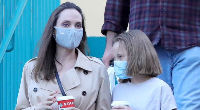 El estilazo de Angelina Jolie para ir de compras con su hija Vivienne (convertida en una adolescente)