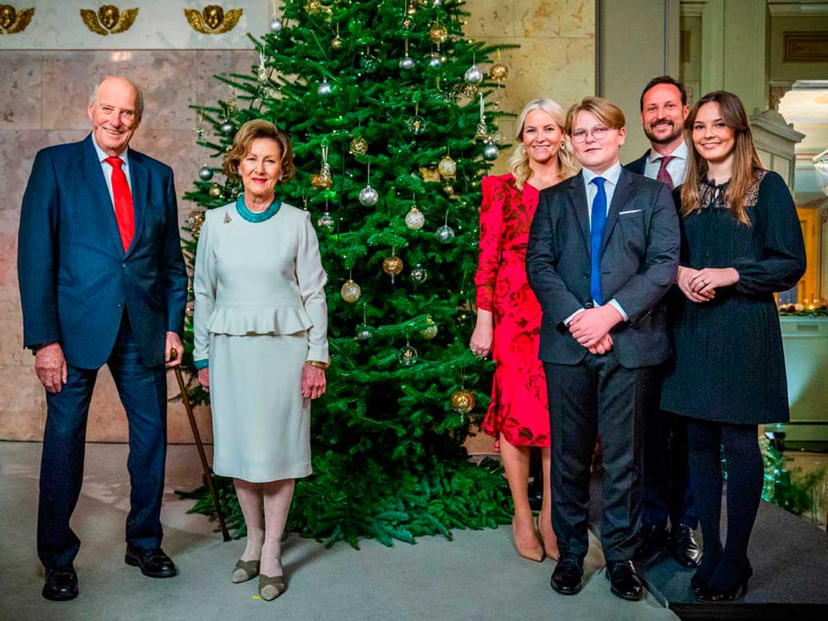 reyes de noruega, haakon de noruega, mette-marit de noruega, ingrid alexandra de noruega, sverre magnus