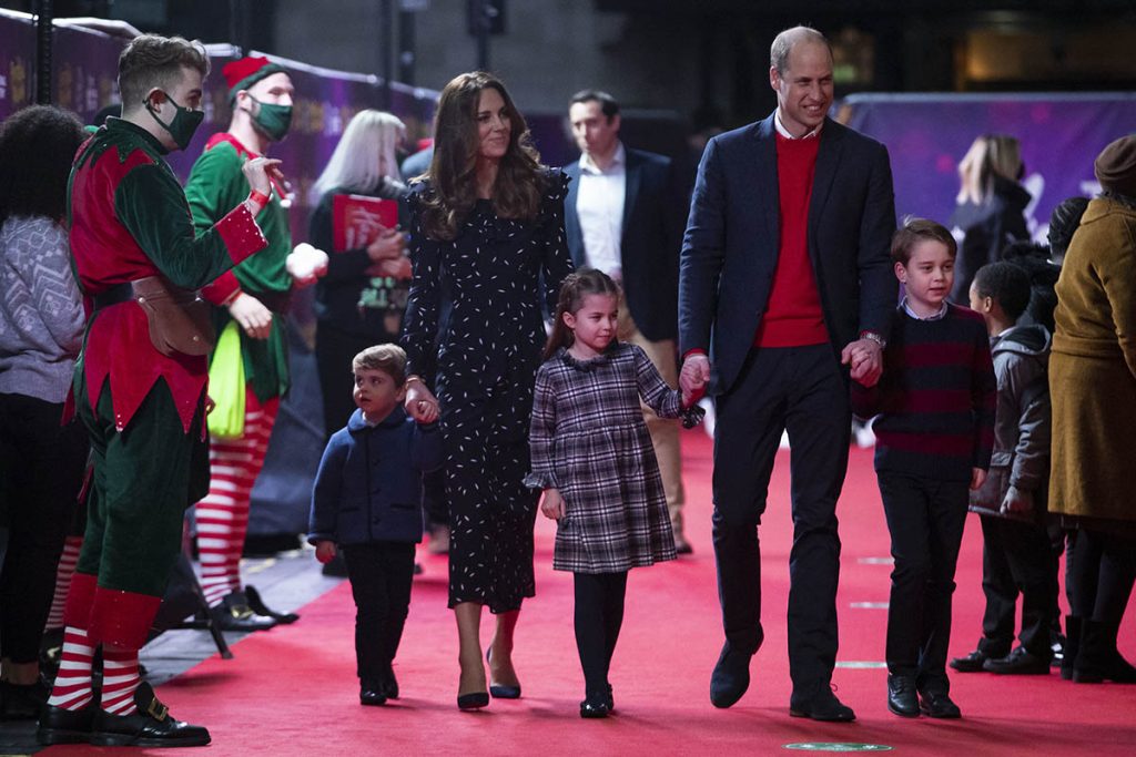 Estilo rústico e inédita: La preciosa felicitación navideña de los duques de Cambridge