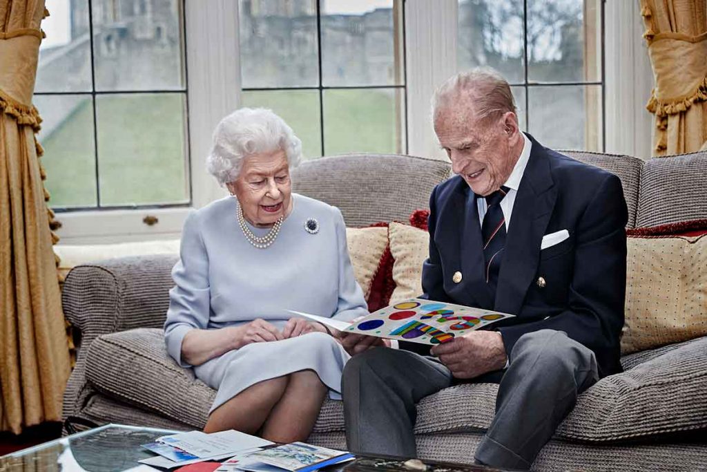 El duque de Edimburgo, marido de la reina Isabel, muere a los 99 años