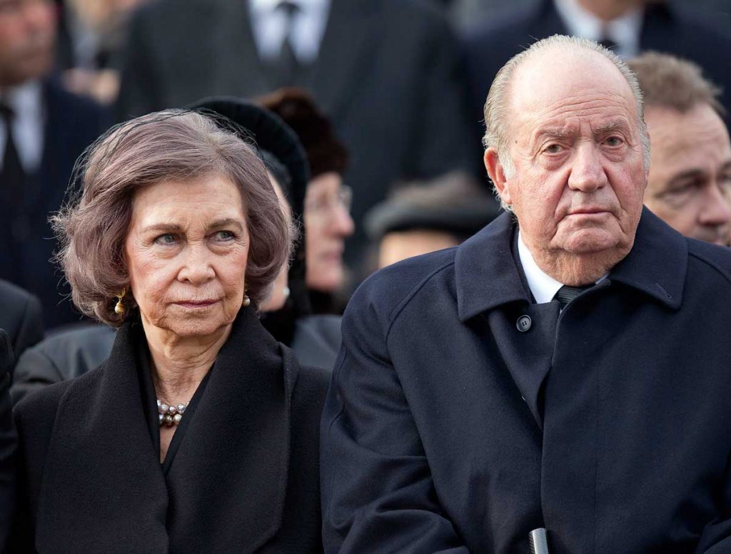 El protocolo que seguirán los Reyes Juan Carlos y Sofía en el funeral de Isabel II