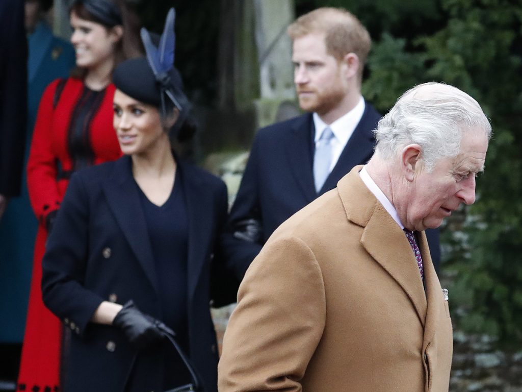 El feo de Harry y Meghan Markle con el príncipe Carlos en su regreso a Reino Unido