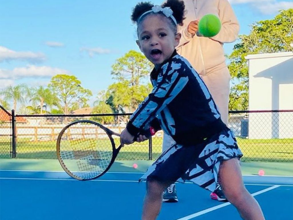 Serena Williams (y sus fans) alucina con la destreza de su hija con la raqueta