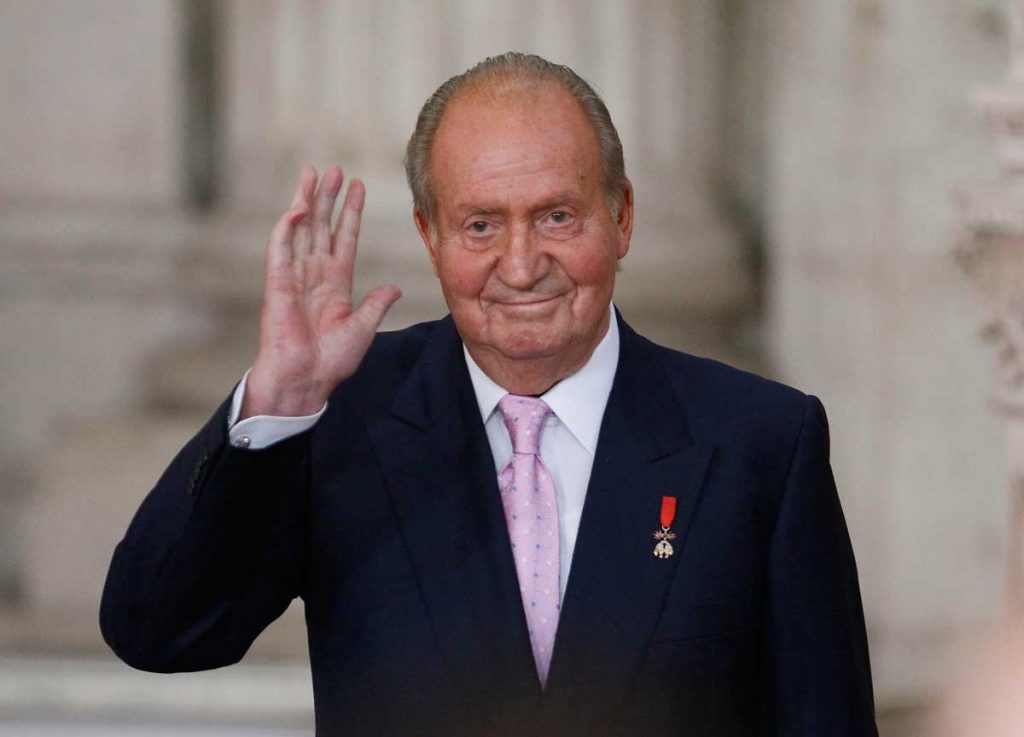 El inexplicable cuadro del Rey Juan Carlos que se ha hecho viral (y con razón)