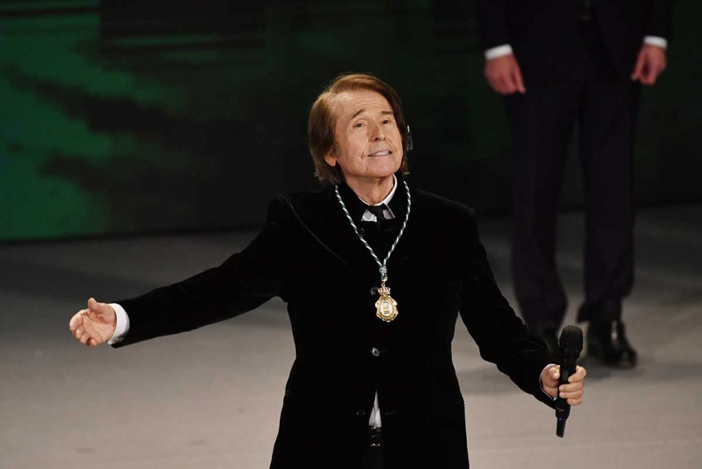 Las lágrimas de Eva González durante la ceremonia de entrega de las Medallas de Andalucía