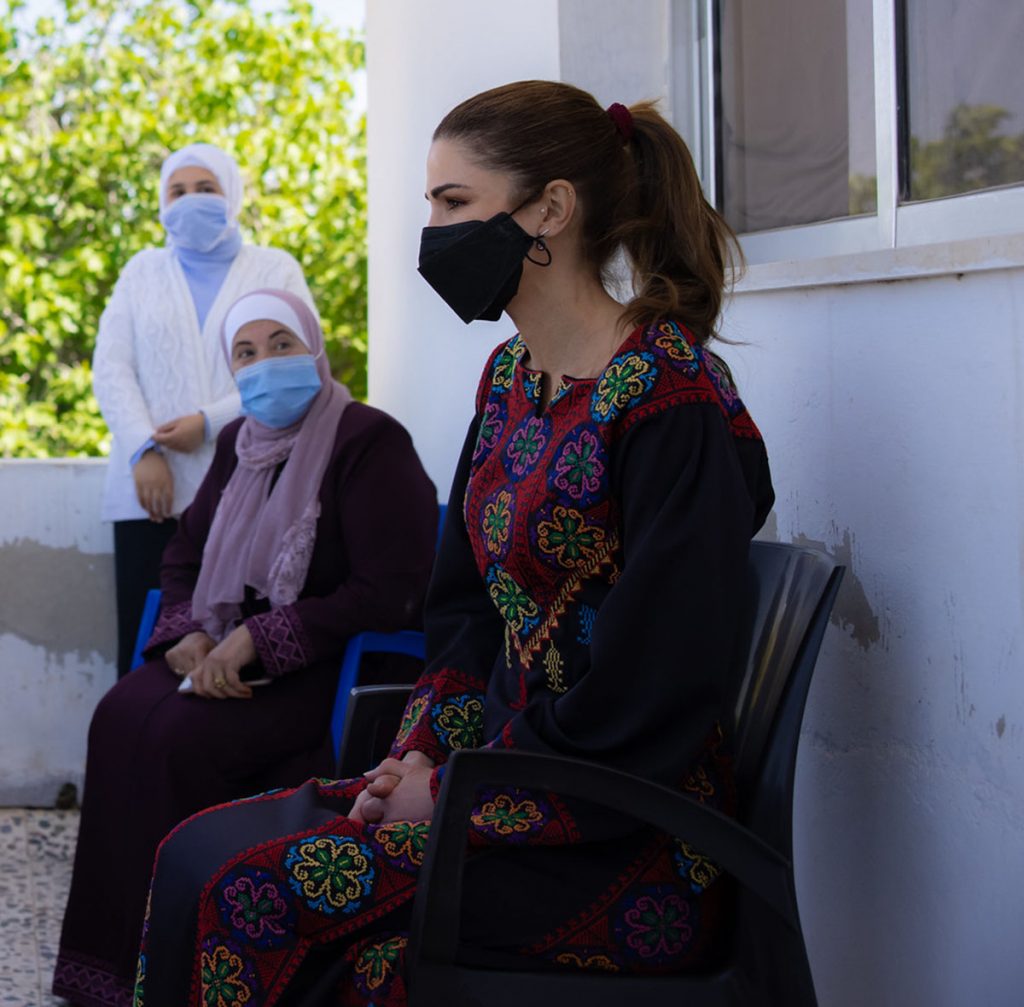 Rania de Jordania reaparece tras el complot de su cuñado