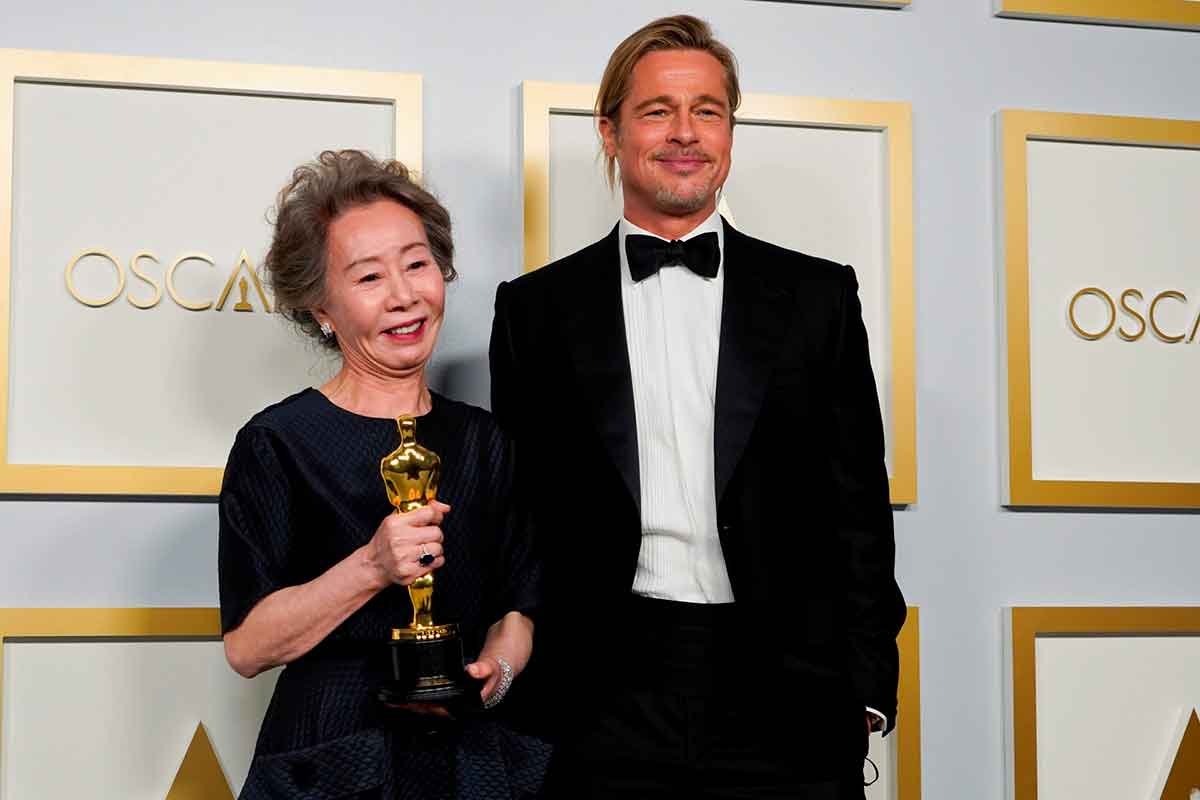 Oscar 2021: Brad Pitt reaparece tras sus fotos en silla de ruedas y nos deja este momentazo